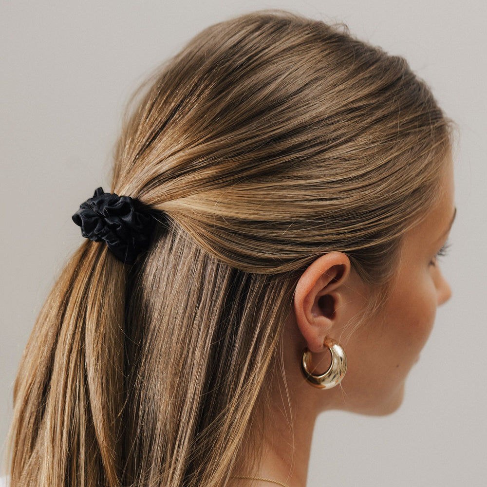 rote_Seidenscrunchies_s